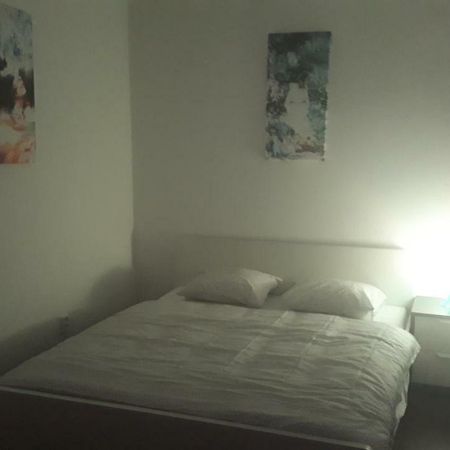 Apartman - Sukromie V Meste Bratislava Exterior foto