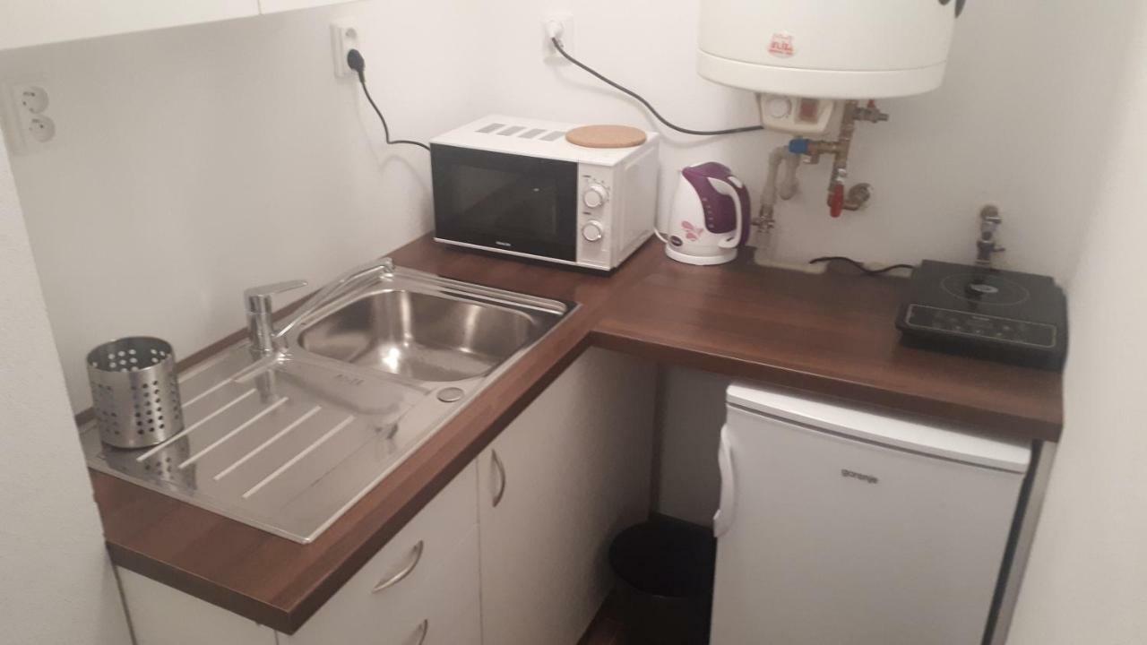 Apartman - Sukromie V Meste Bratislava Exterior foto
