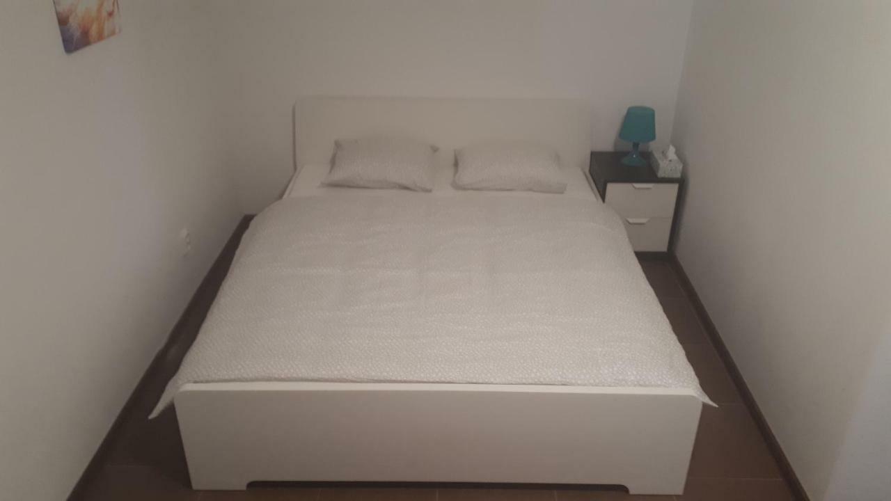 Apartman - Sukromie V Meste Bratislava Exterior foto